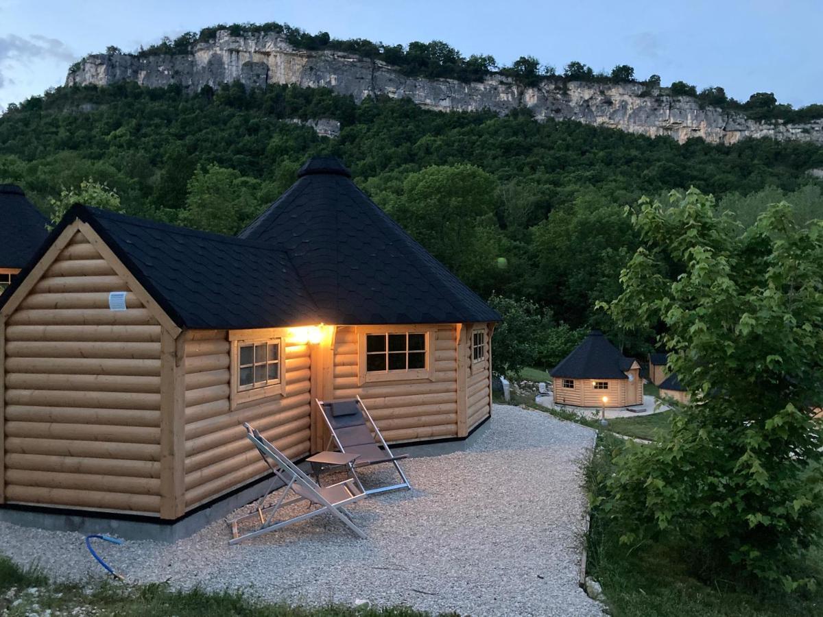 Aux Kotas Finland'Ain Villa Izieu ภายนอก รูปภาพ